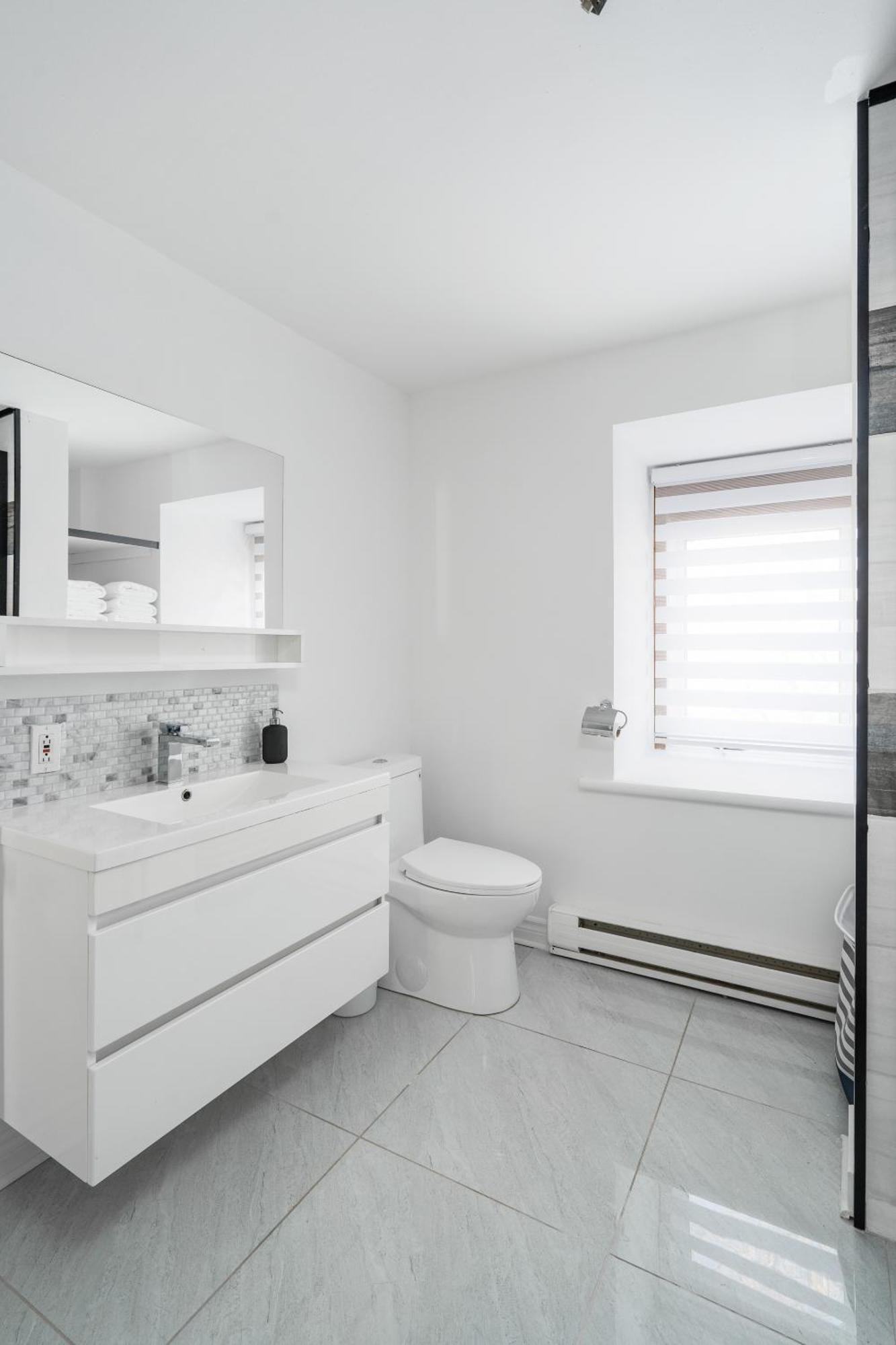 Centennial 6-Bedroom Waterfront Palace Sleeps 14 Montreal Ngoại thất bức ảnh