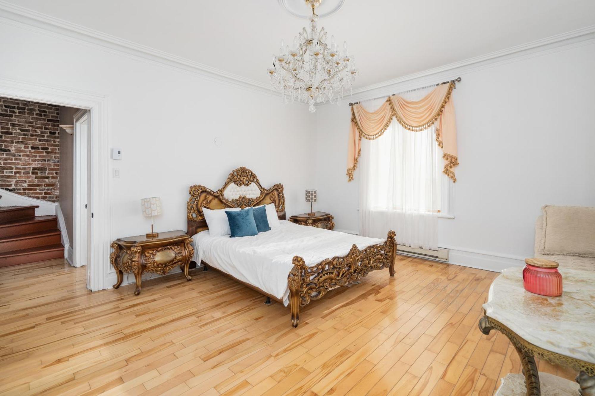 Centennial 6-Bedroom Waterfront Palace Sleeps 14 Montreal Ngoại thất bức ảnh